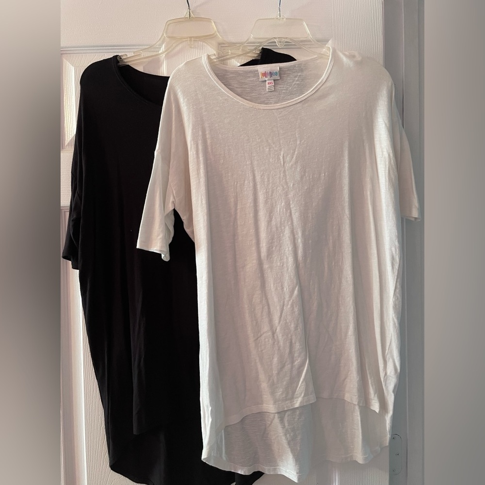 Preowned set of 2 Lularoe tunics XXS